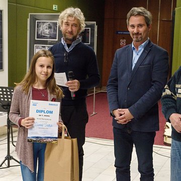 V soutěžním tématu architektura ve městě zvítězila v kategorii děti Anička Randýsková 