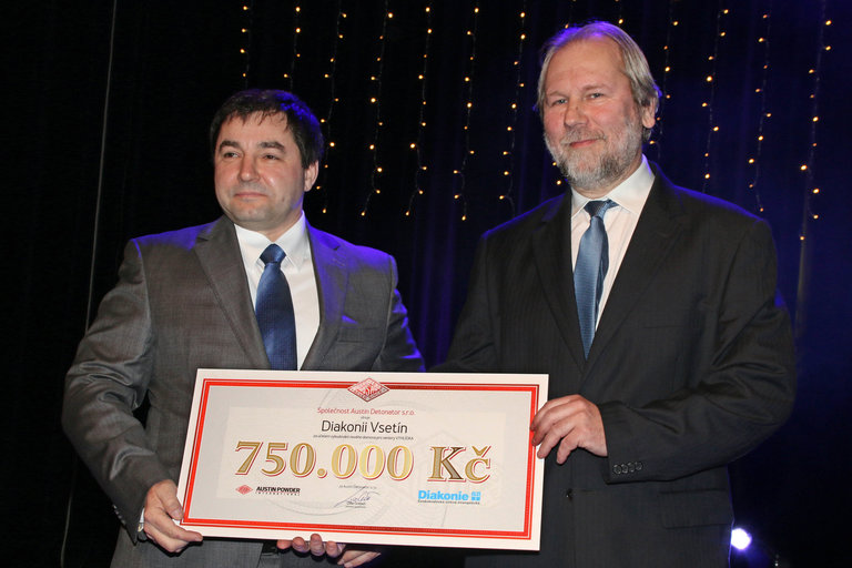 Výstavbu nového domova významně podpořila firma Austin