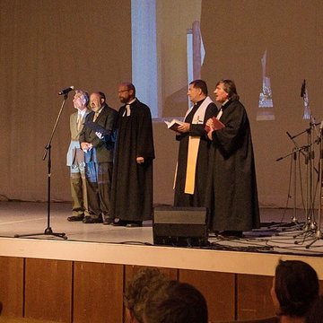 Slavnost zahájila děkovná bohoslužba 