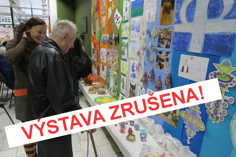 Vestibul kina Vatra vyzdobí výrobky klientů Diakonie Vsetín 