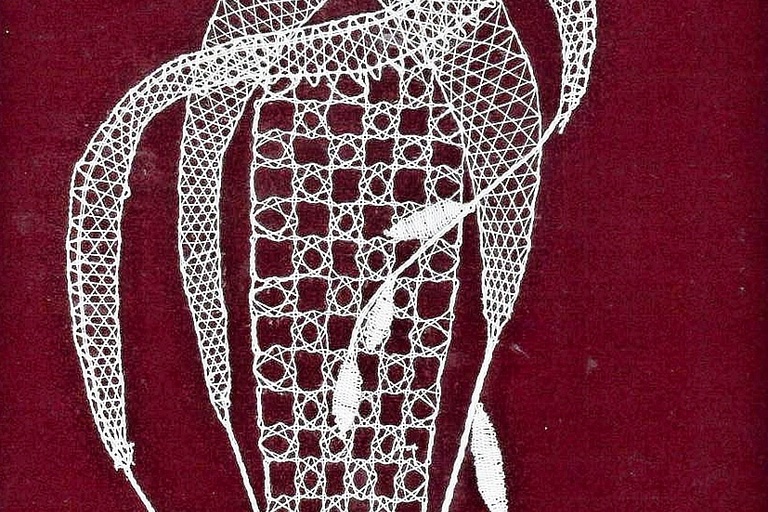 13. Dobročinná aukce
