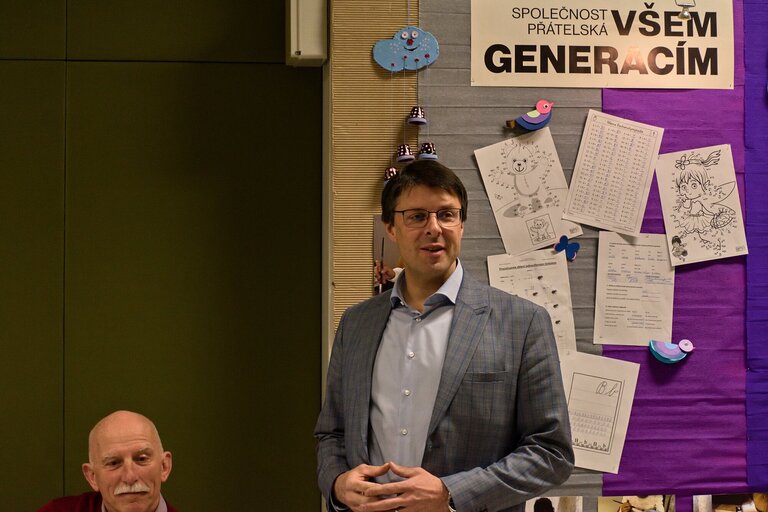 Společnost přátelská všem generacím 2022