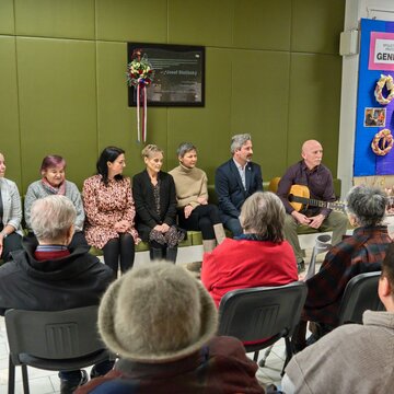 Vernisáž výstavy Společnost přátelská všem generacím