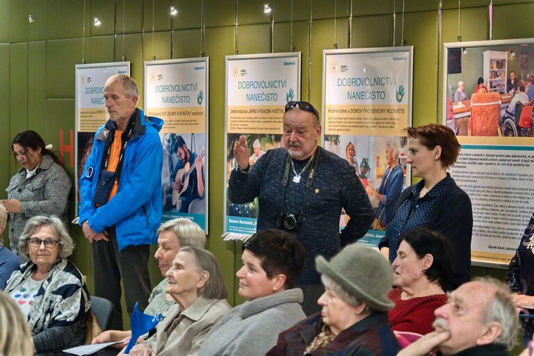 Vernisáž výstavy Společnost přátelská všem generacím