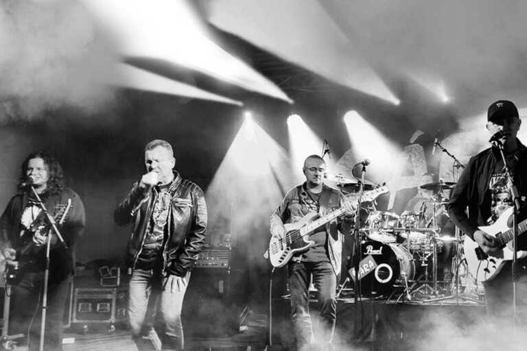 Rockové kapely zahrají pro Domácí hospic Devětsil